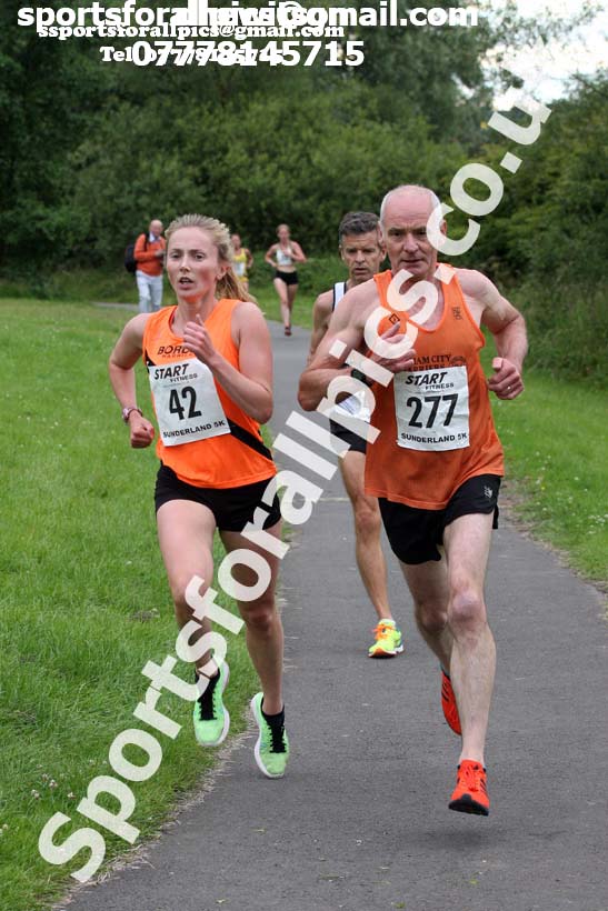 Womens and veterans Sunderland 5k Road Race (Northern and North Eastern Champs). Photo: David T. Hewitson/Sports for All Pics